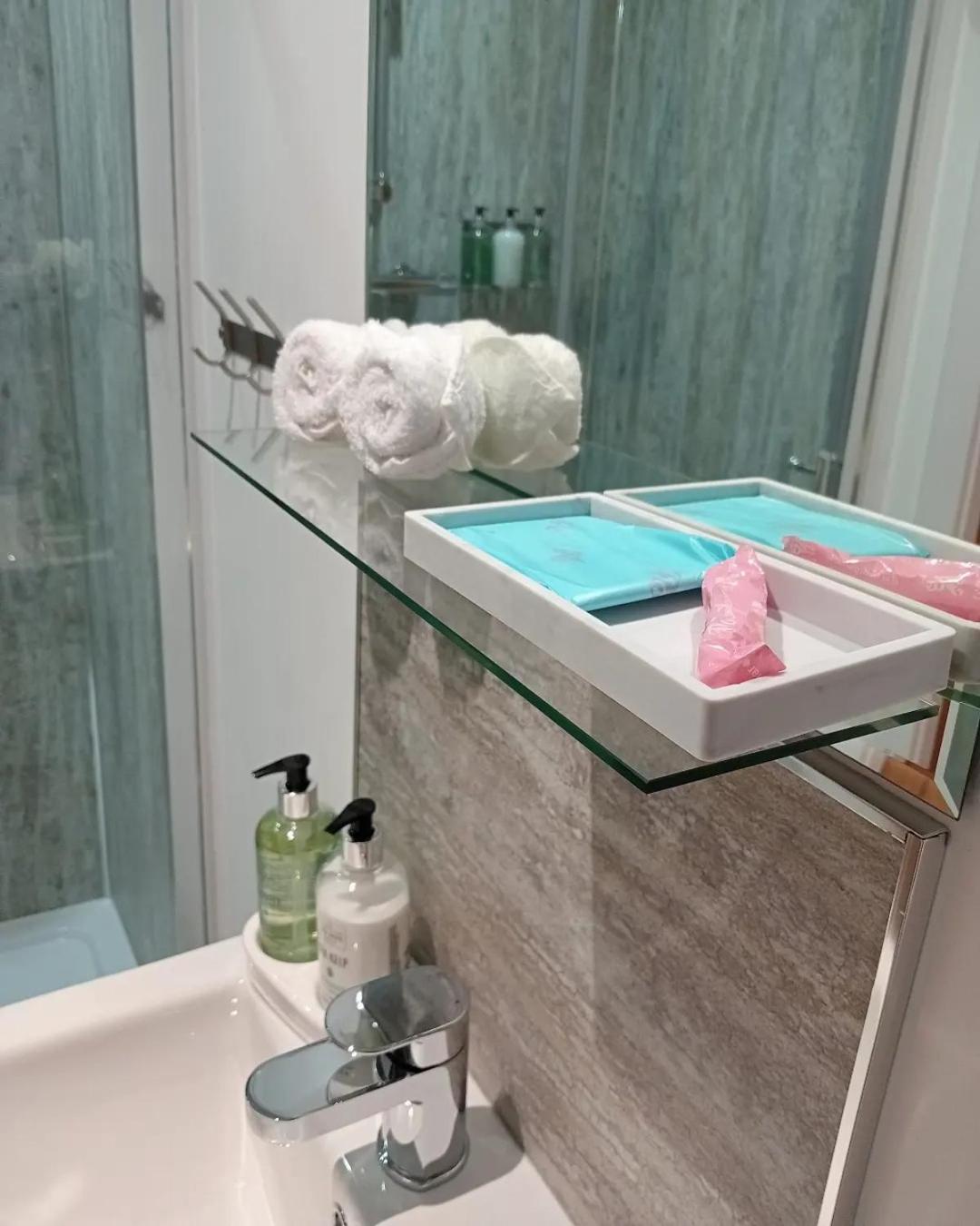 Flotnar Hus - Ensuite Rooms 基斯高地 外观 照片